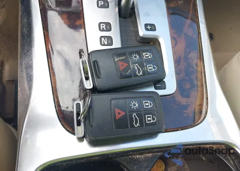 2012 Volvo S80 3.2/3.2 Platinum/3.2 Premier Plus from USA, damaged, VIN YV1952AS6C1152796